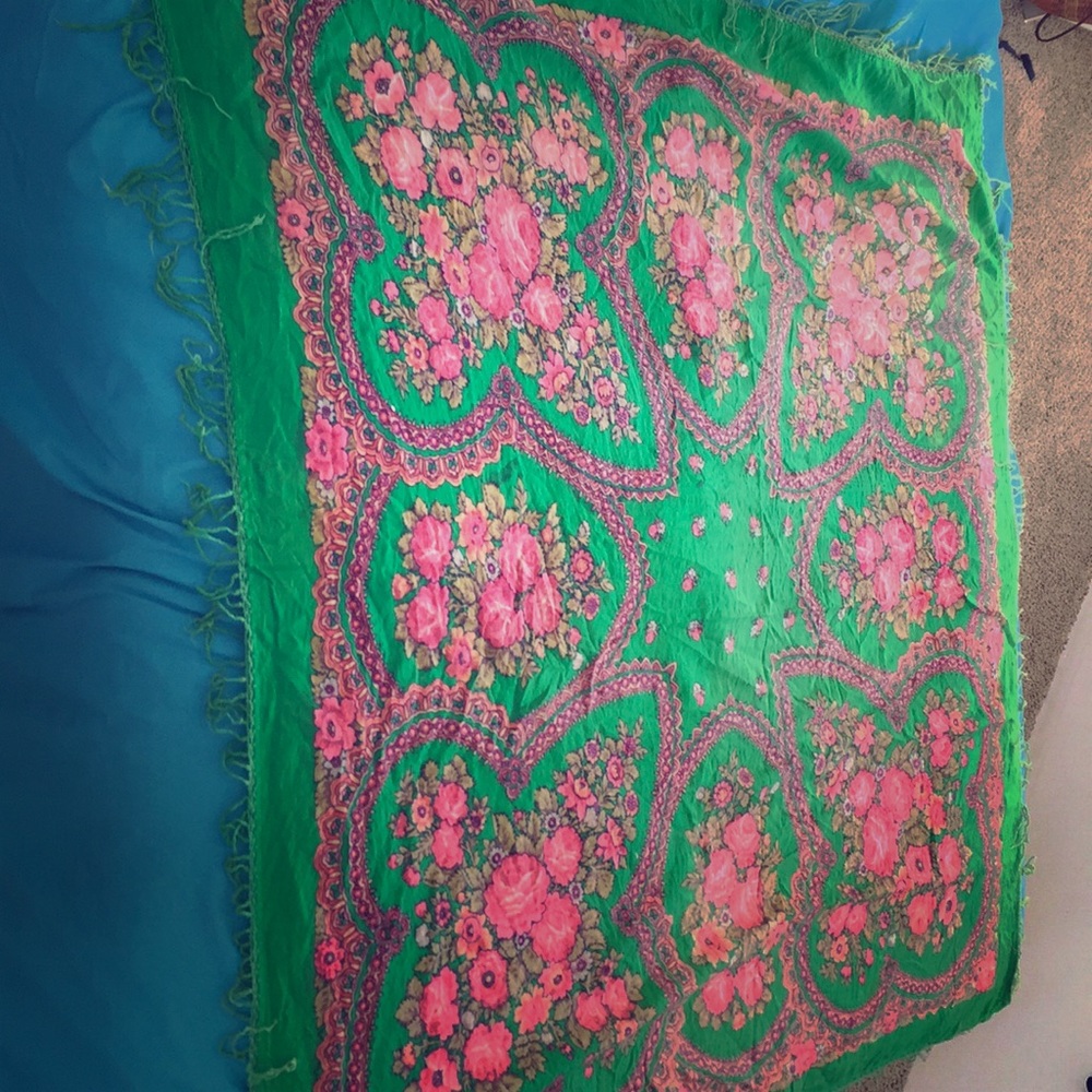 Shall, wrap, bed or tablecover